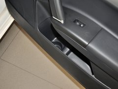 2013款 1.6L 自动 豪华版
