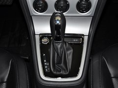 2013款 1.6L 自动 豪华版