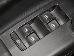 2013款 1.6L 自动 豪华版