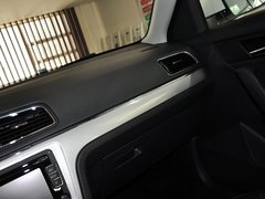 2013款 1.6L 自动 豪华版