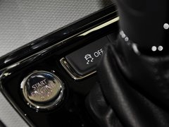 2013款 1.6L 自动 豪华版