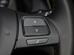 2013款 1.6L 自动 豪华版