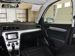 2013款 1.6L 自动 豪华版