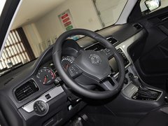 2013款 1.6L 自动 豪华版