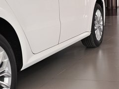 2013款 1.6L 自动 豪华版