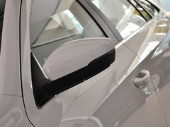 2013款 1.6L 自动 豪华版