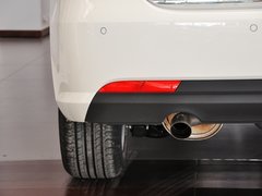 2013款 1.6L 自动 豪华版