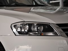 2013款 1.6L 自动 豪华版