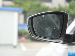 2013款 1.6L 自动 豪华版