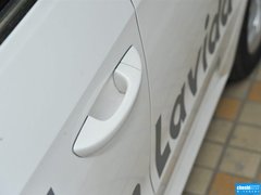 2013款 1.6L 自动 豪华版