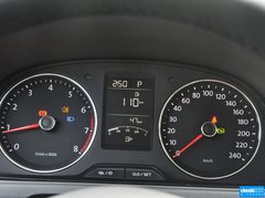 2013款 1.6L 自动 豪华版