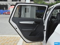 2013款 1.6L 自动 豪华版