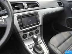 2013款 1.6L 自动 豪华版