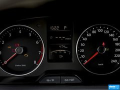 2013款 1.6L 自动 豪华版