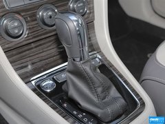 2013款 1.6L 自动 豪华版