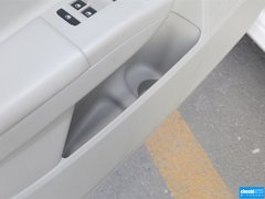 2013款 1.6L 自动 豪华版