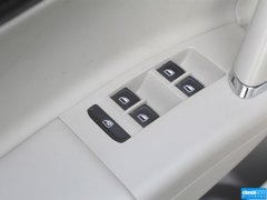 2013款 1.6L 自动 豪华版
