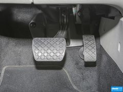 2013款 1.6L 自动 豪华版