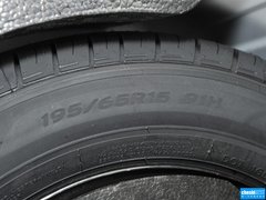 2013款 1.6L 自动 豪华版