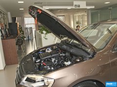 2013款 1.6L 自动 豪华版