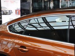 2013款 2.0T Sportback 40 TFSI风尚版