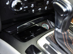 2013款 2.0T Sportback 40 TFSI风尚版