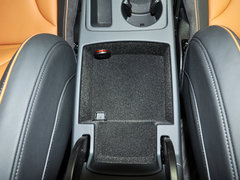 2013款 2.0T Sportback 40 TFSI风尚版
