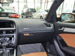 2013款 2.0T Sportback 40 TFSI风尚版