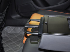 2013款 2.0T Sportback 40 TFSI风尚版