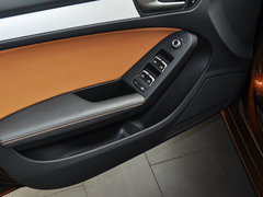2013款 2.0T Sportback 40 TFSI风尚版