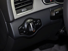 2013款 2.0T Sportback 40 TFSI风尚版