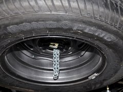 2013款 2.8L 手动 TUV柴油两驱4JB1共轨