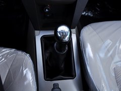 2013款 2.8L 手动 TUV柴油两驱4JB1共轨