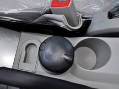 2013款 2.8L 手动 TUV柴油两驱4JB1共轨