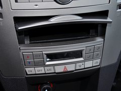 2013款 2.8L 手动 TUV柴油两驱4JB1共轨