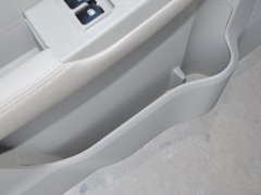 2013款 2.4L 手动 TUV汽油两驱