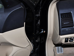 2013款 2.0L 手动 尊贵型
