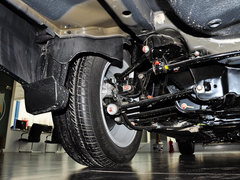 2013款 2.0L 手動 尊貴型