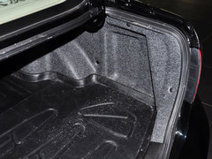 2013款 2.0L 手動 尊貴型