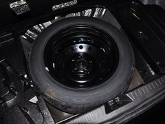 2013款 2.0L 手動 尊貴型