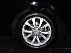 2013款 2.0L 手動 尊貴型