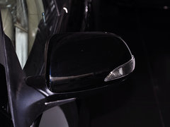 2013款 2.0L 手动 尊贵型