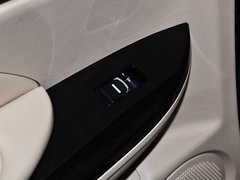 2013款 2.0L 手动 尊贵型