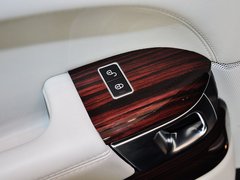 2014款 3.0 TD V6 Vogue SE