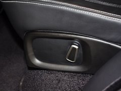 2014款 3.0 TD V6 Vogue SE