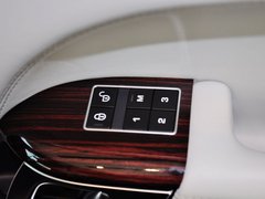 2014款 3.0 TD V6 Vogue SE