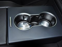 2014款 3.0 TD V6 Vogue SE