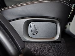 2014款 3.0 TD V6 Vogue SE
