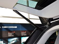 2014款 3.0 TD V6 Vogue SE