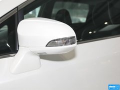 2013款 2.7L 自动 两驱至尊版 5座